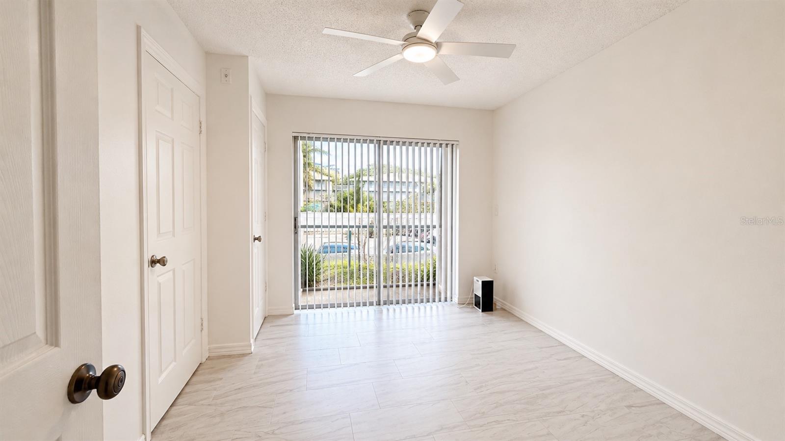 120 Blue Point Way #170 Property Photo 8