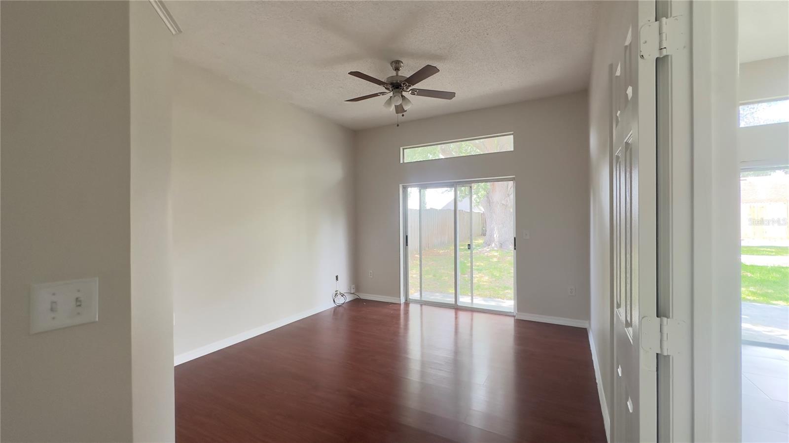 11836 Shotgate Ct Property Photo 10