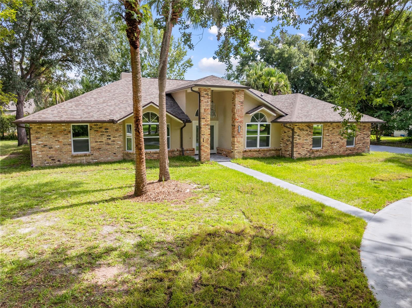 2082 Camelot Blvd Property Photo 65