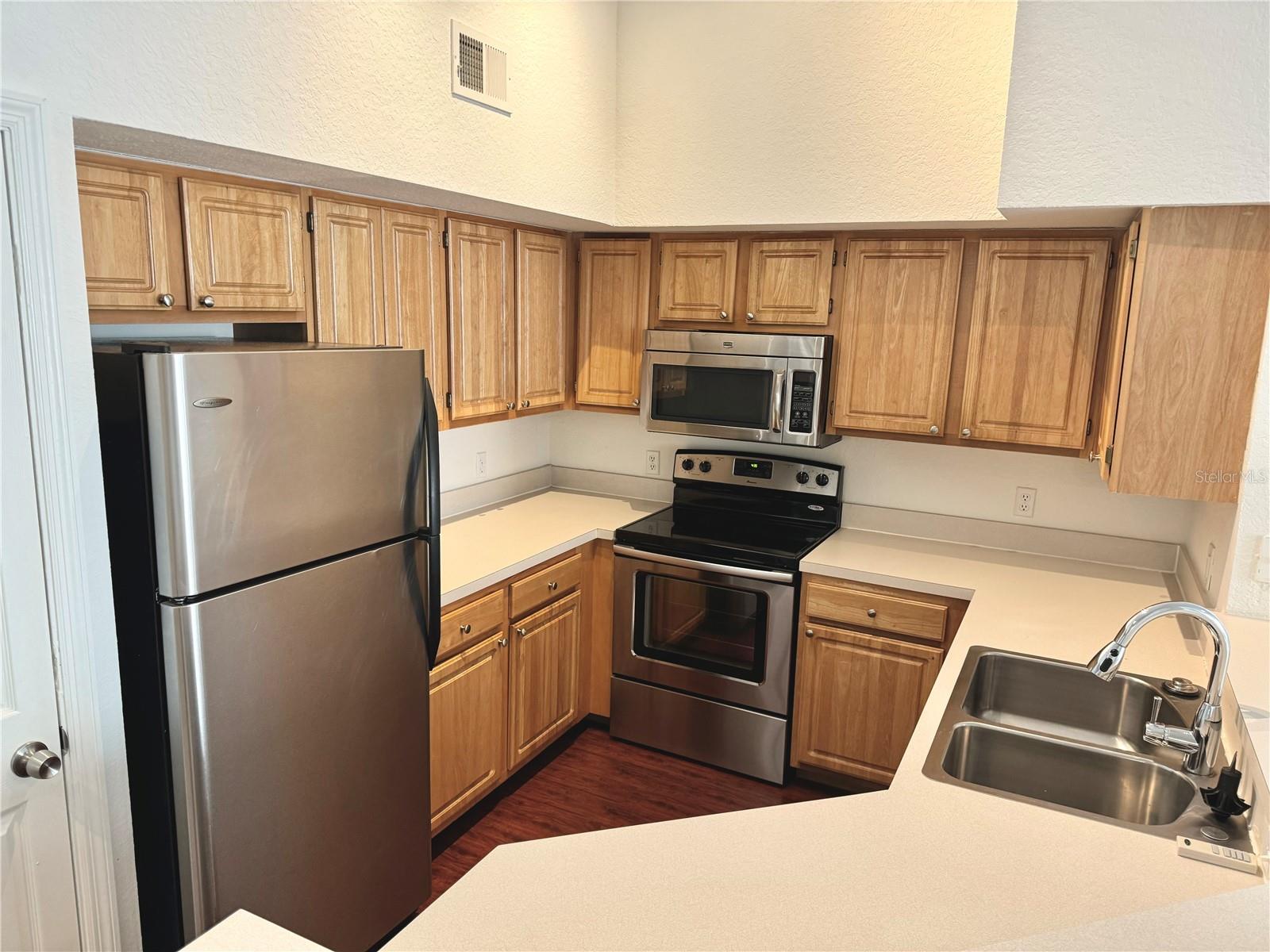 13028 Plantation Park Cir #1226 Property Photo 11