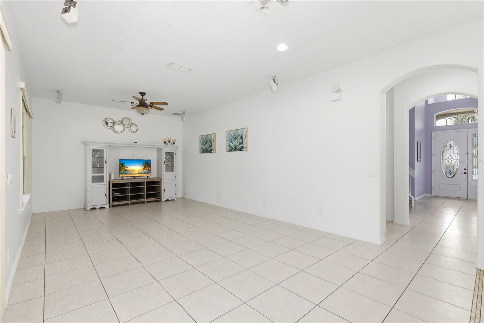 1357 Darnaby Way Property Photo 13