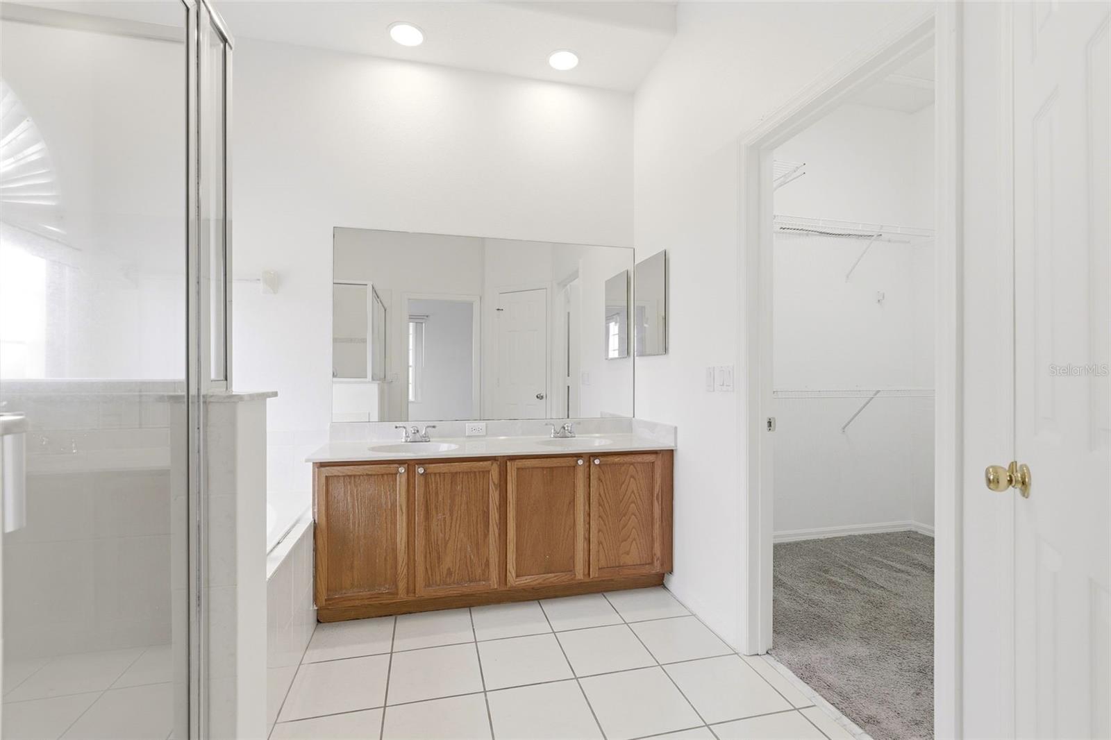 1357 Darnaby Way Property Photo 27