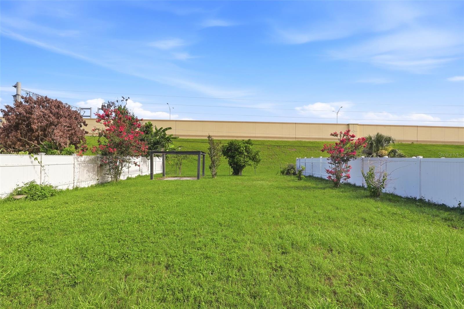 1357 Darnaby Way Property Photo 38