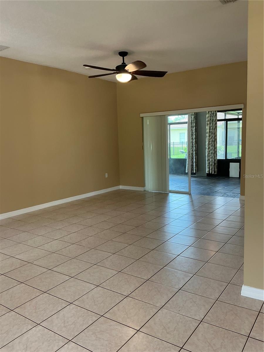 3630 Northwoods Dr Property Photo 2