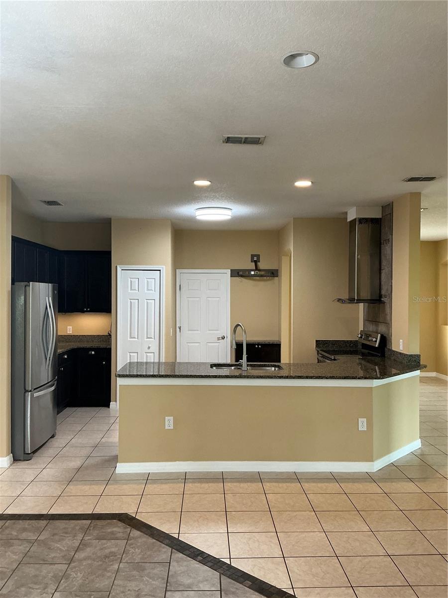 3630 Northwoods Dr Property Photo 4