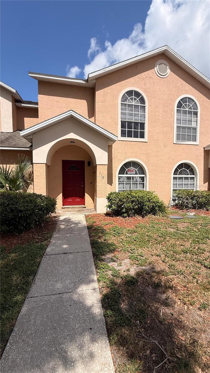 718 Florida Palms Ct Property Photo 1