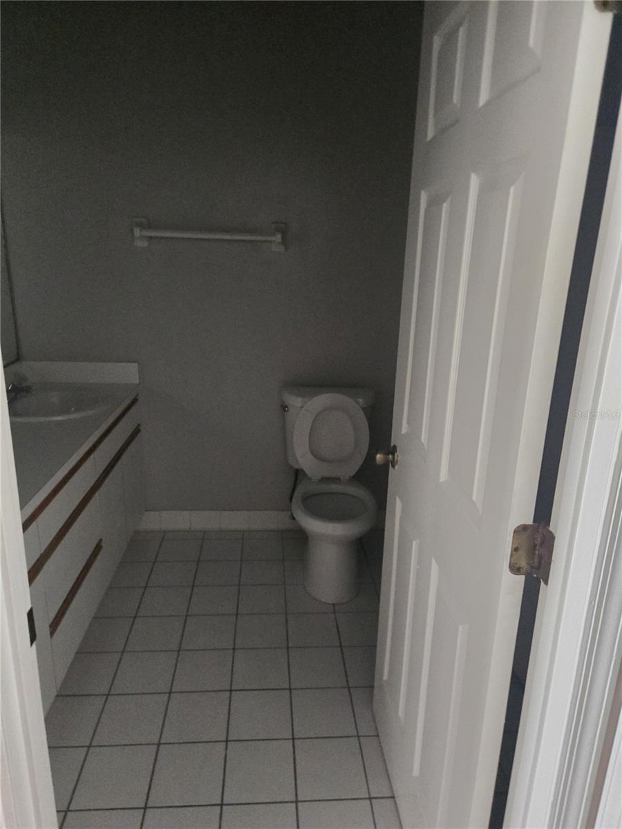 718 Florida Palms Ct Property Photo 5