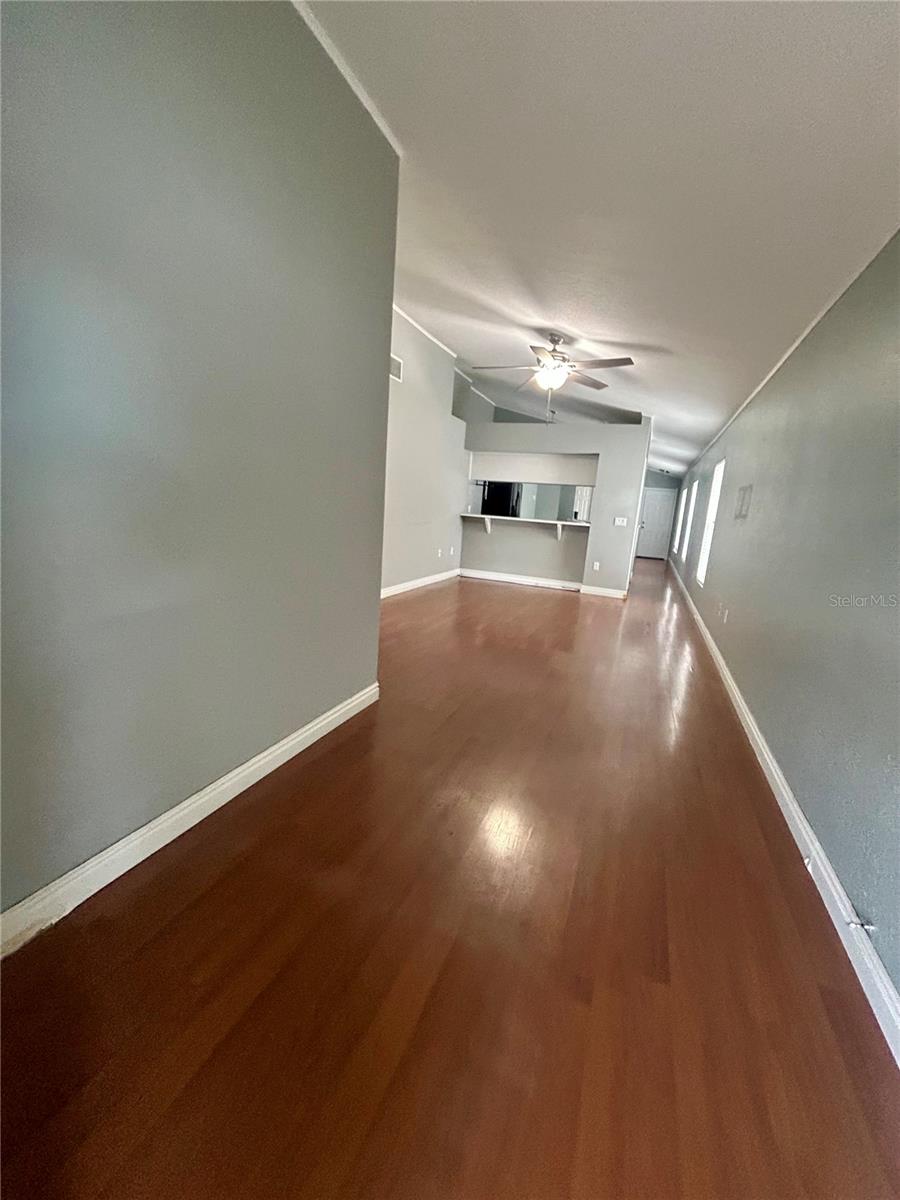 622 Crystals Blvd Property Photo 8