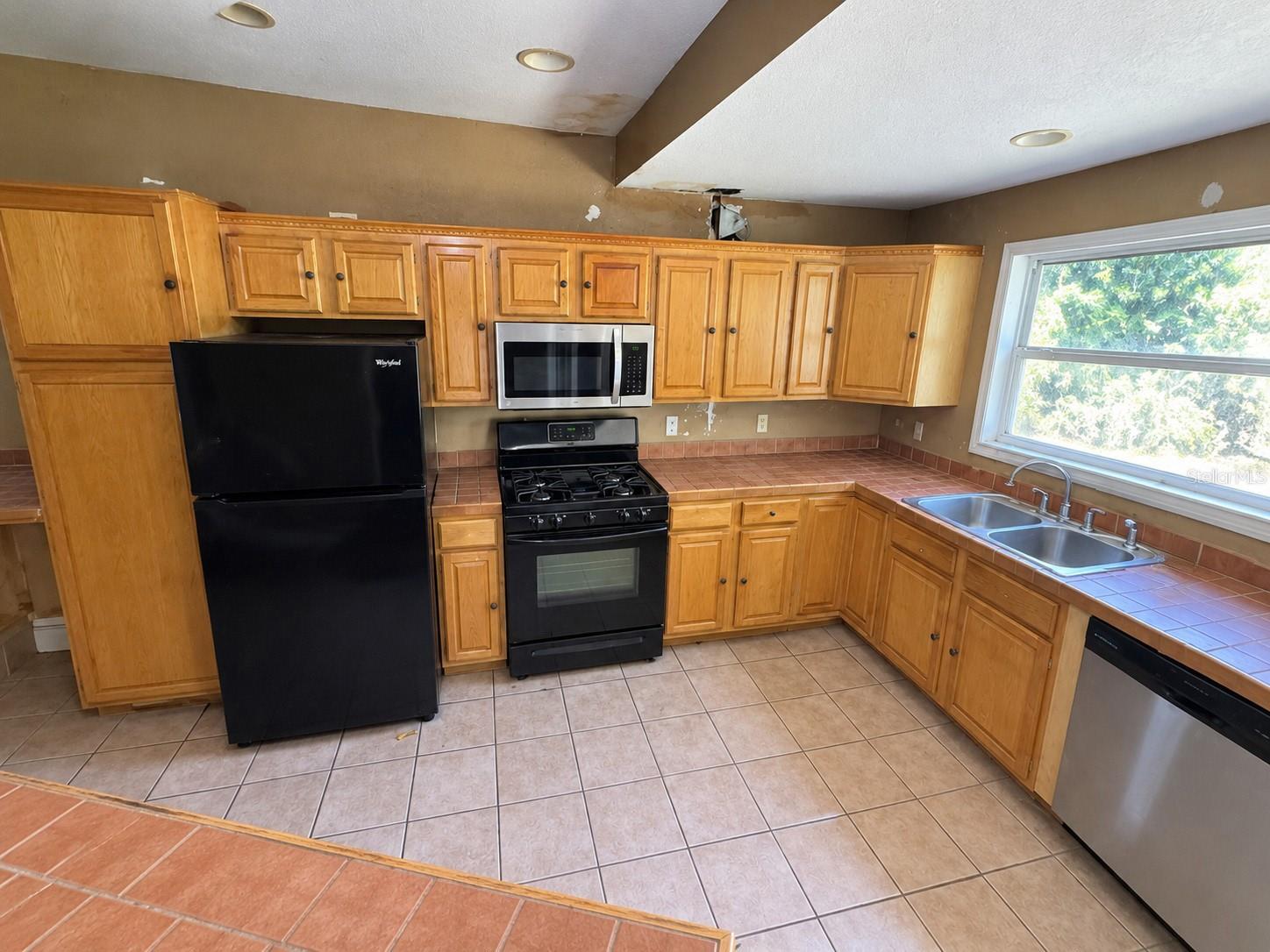 1805 E Orange Ave Property Photo 5