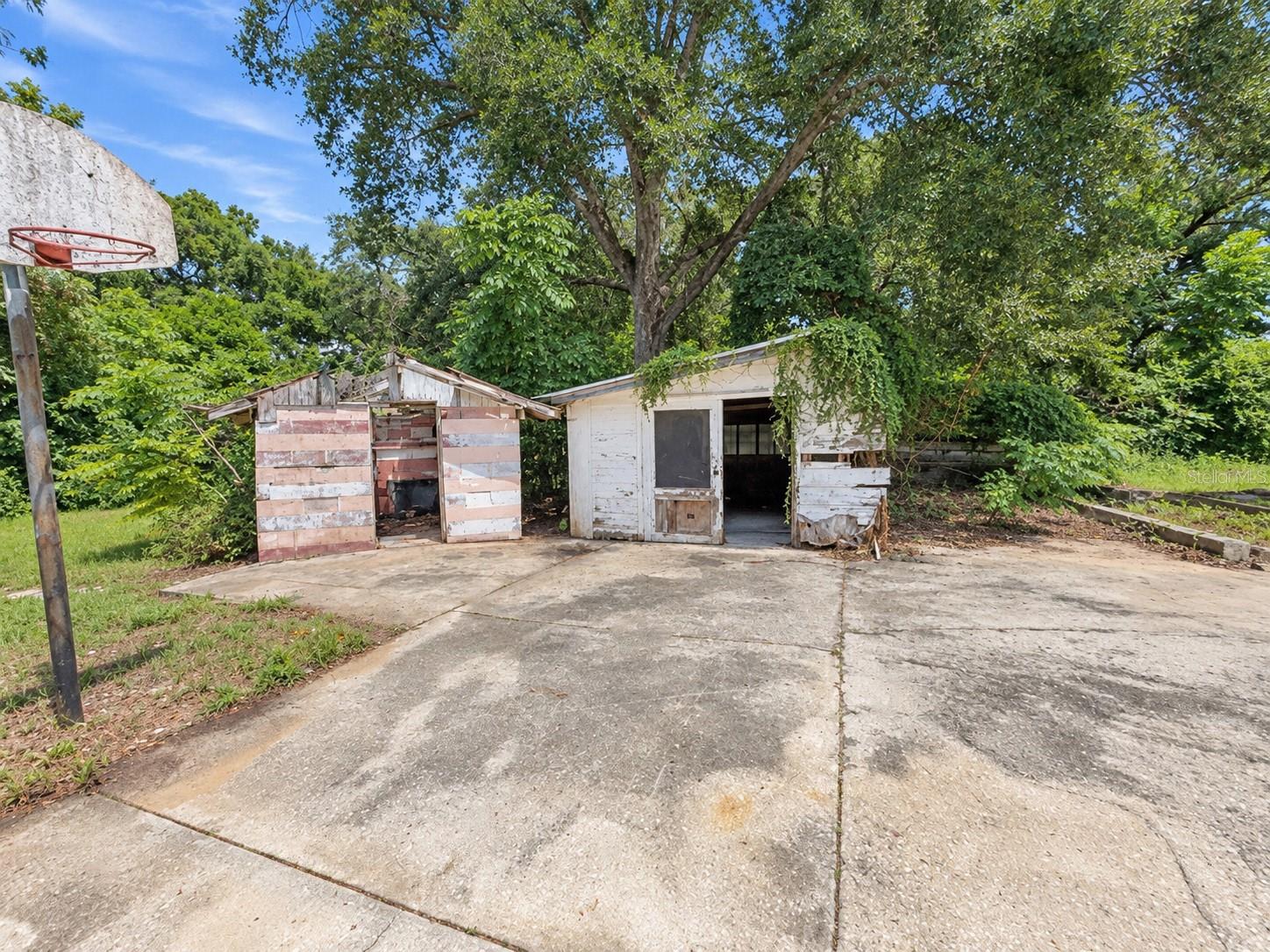 1805 E Orange Ave Property Photo 18
