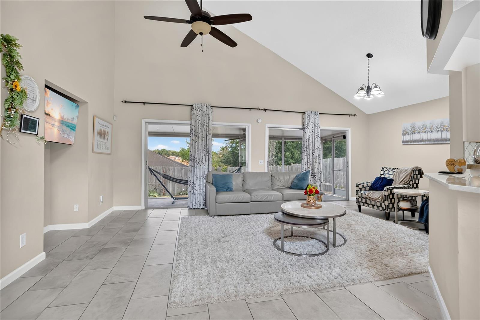 7408 Little Pond Ct Property Photo 3