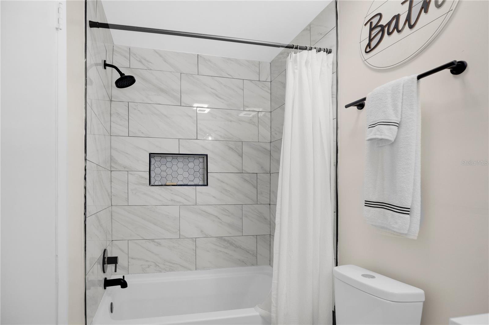 7408 Little Pond Ct Property Photo 18