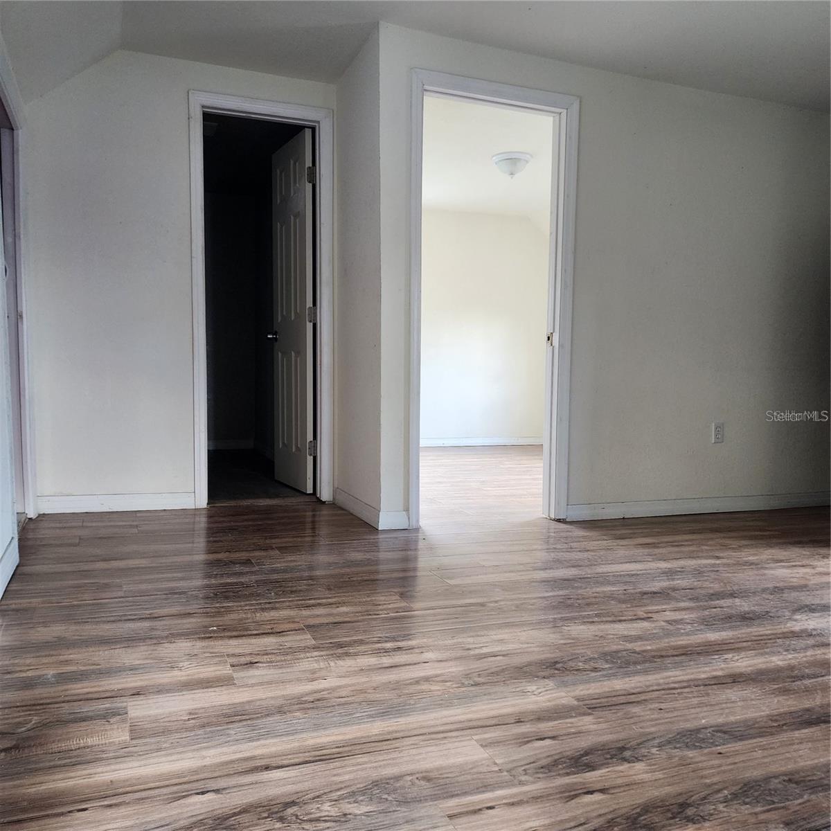 1414 Minnesota Ave #b Property Photo 2