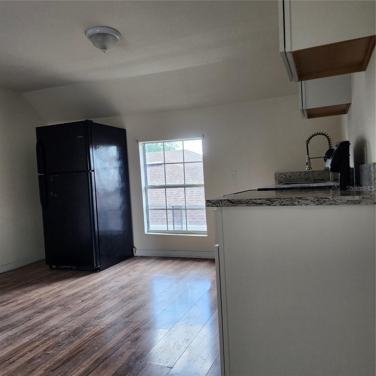 1414 Minnesota Ave #b Property Photo 4