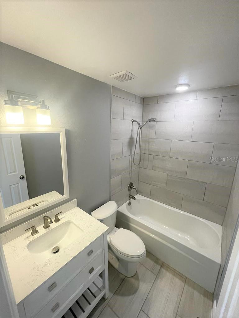 130 E 17th St #132 Property Photo 11