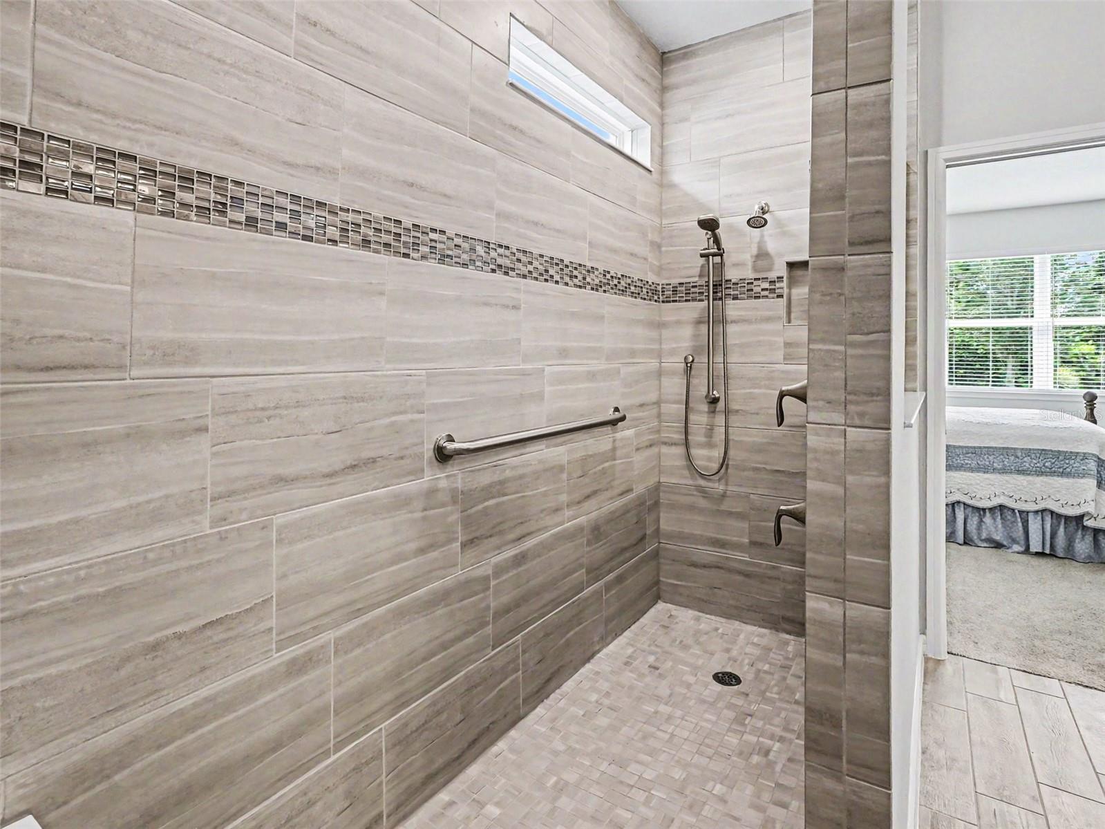 6261 Citrus Grove Ct Property Photo 14