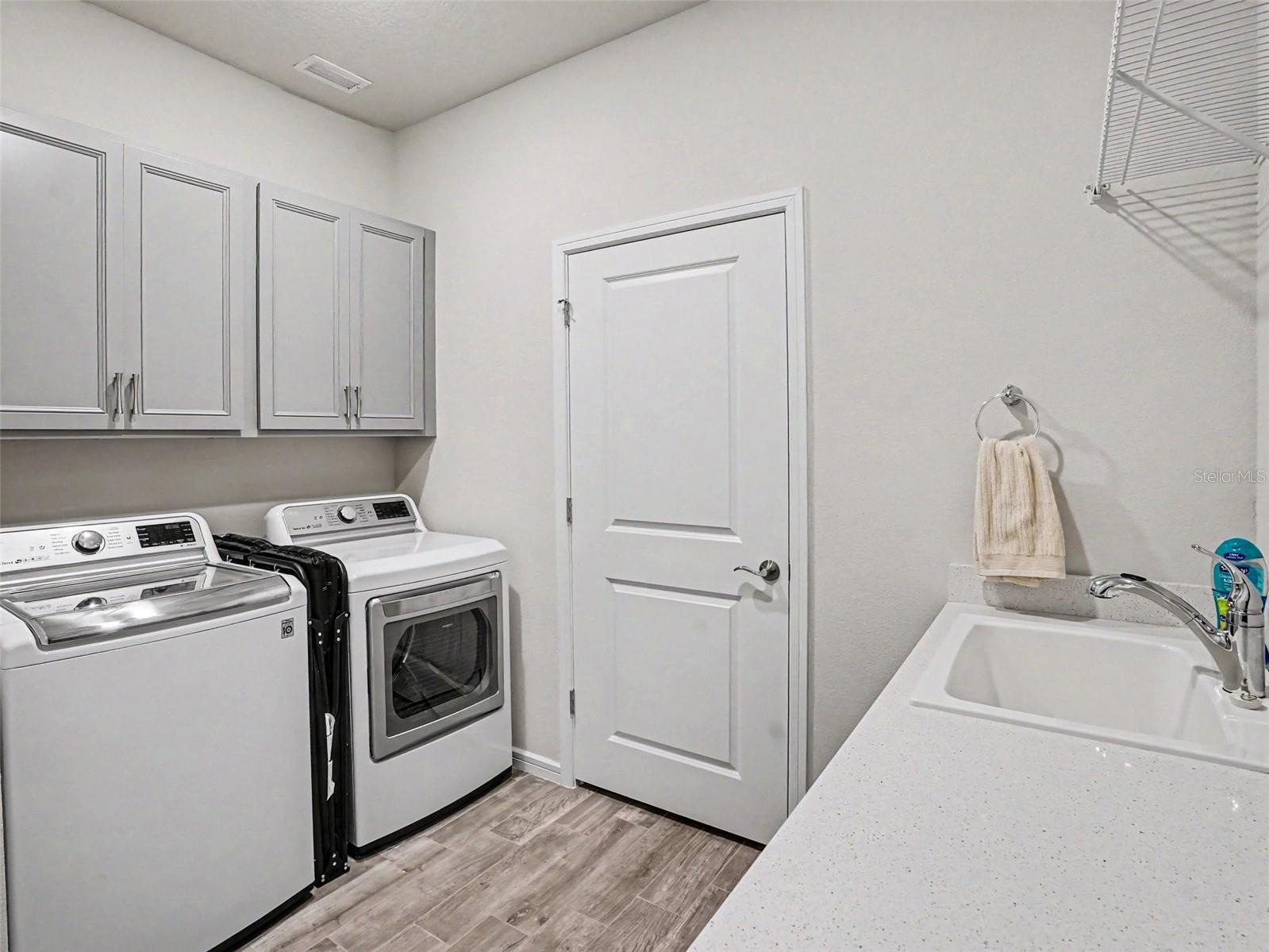 6261 Citrus Grove Ct Property Photo 16