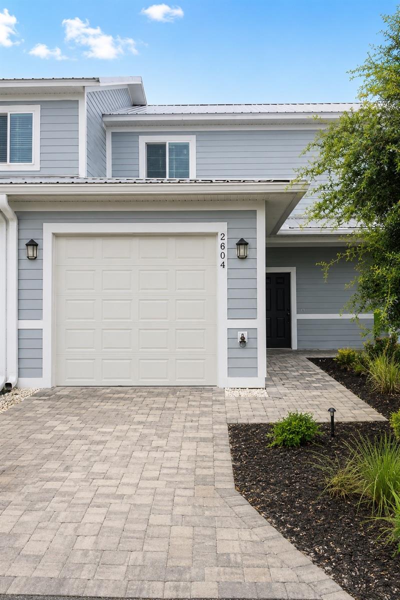 2604 TANOAK TER Property Photo 1