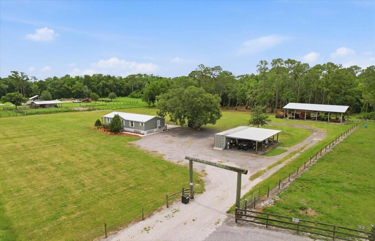 4450 QUAIL ROOST RD Property Photo 1