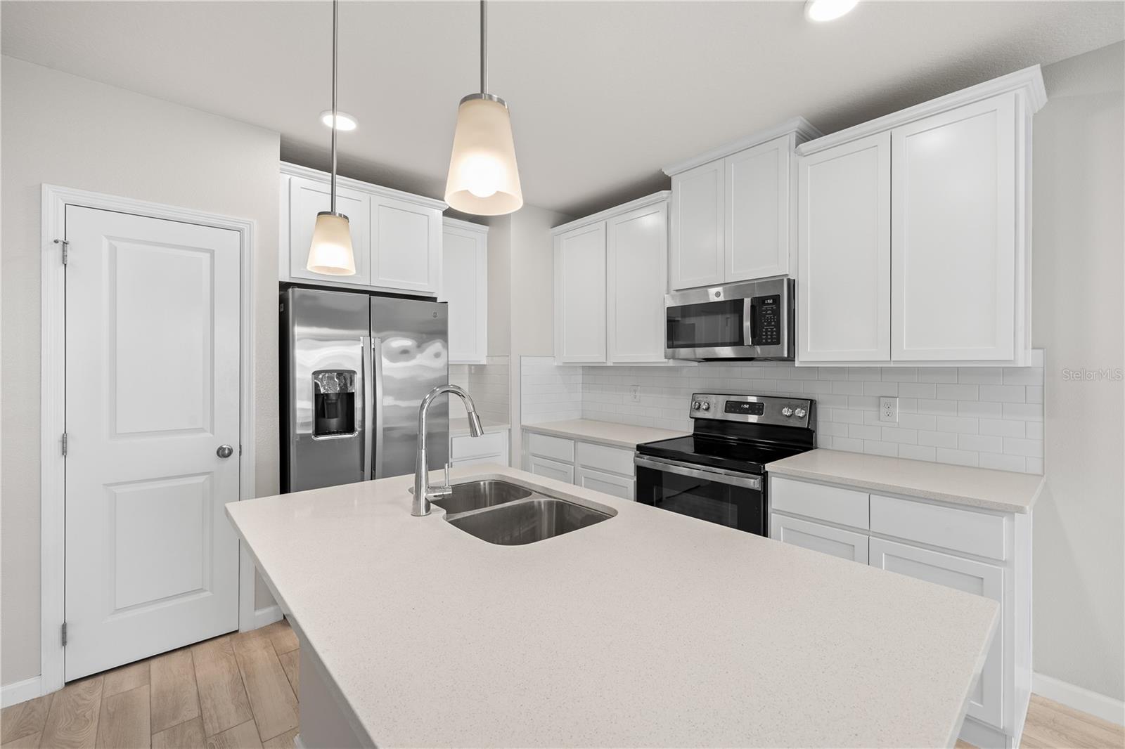 14856 Harvest St Property Photo 11