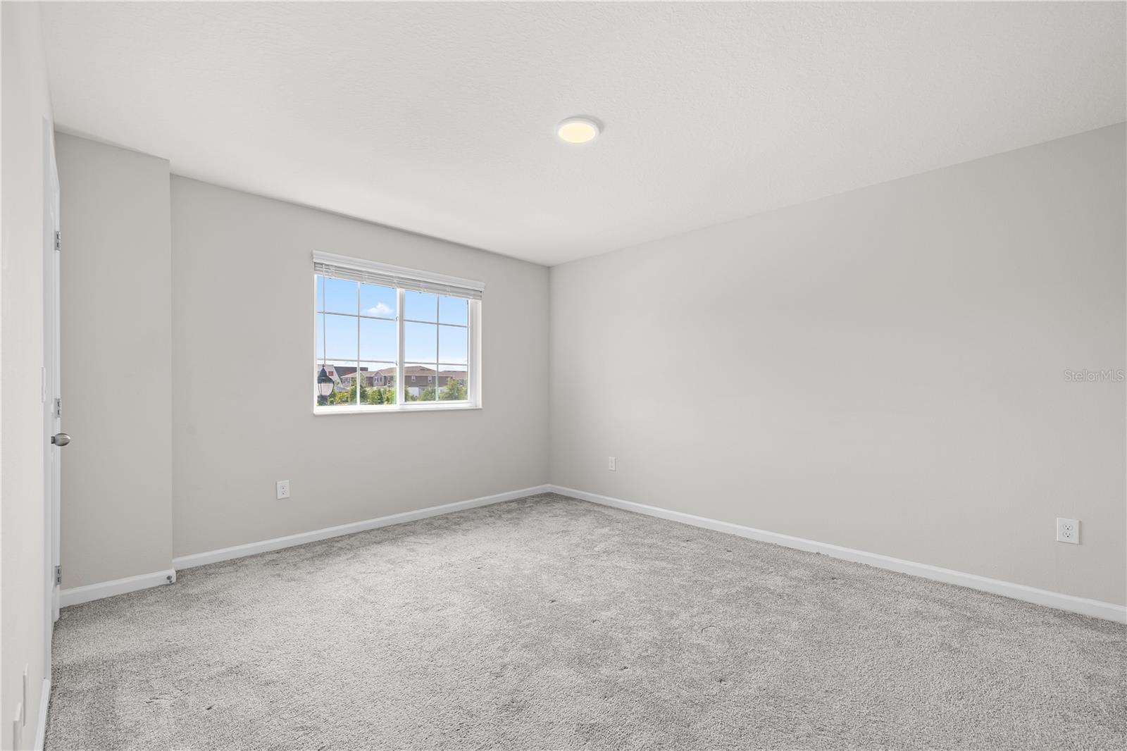 14856 Harvest St Property Photo 18