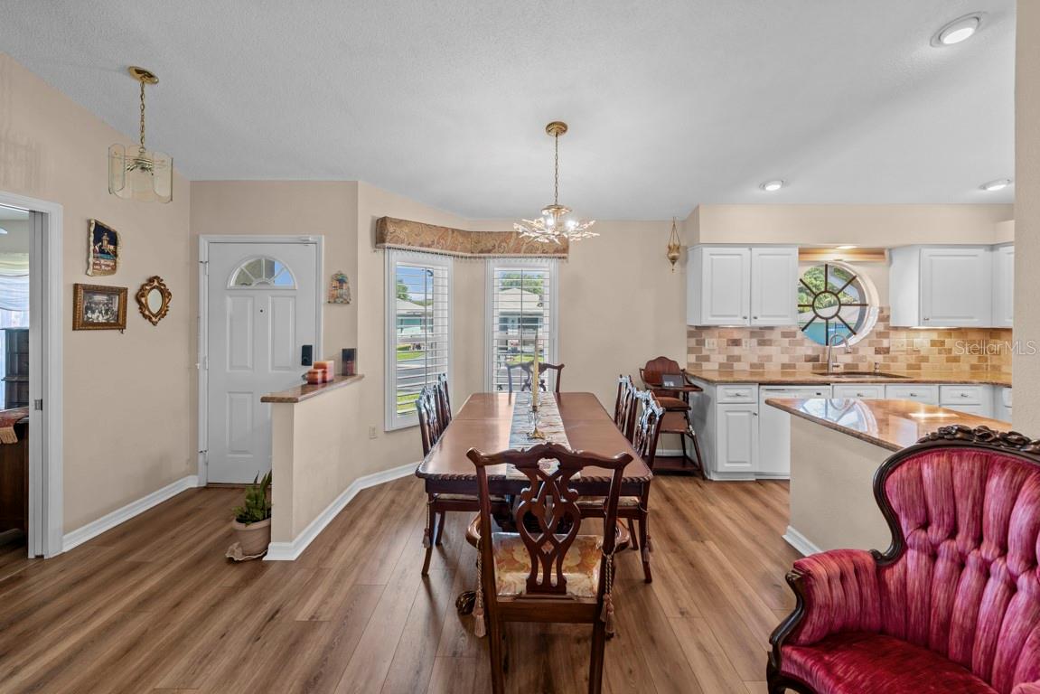 6323 Silver Lakes Dr E Property Photo 3