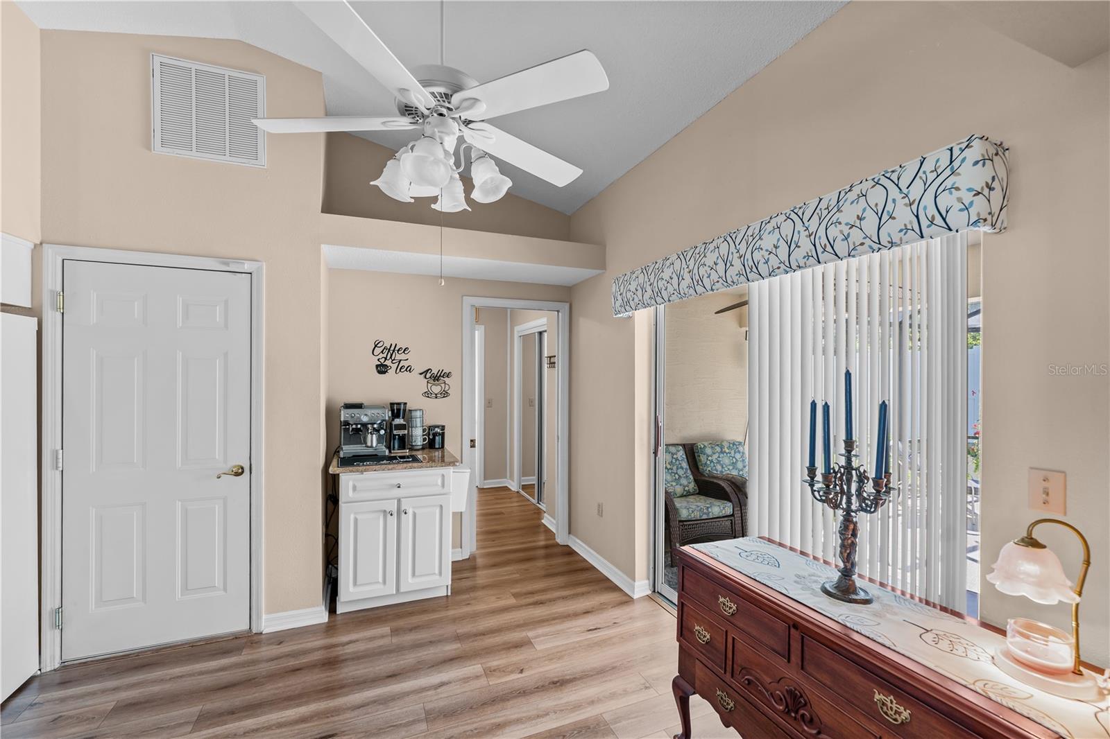 6323 Silver Lakes Dr E Property Photo 12
