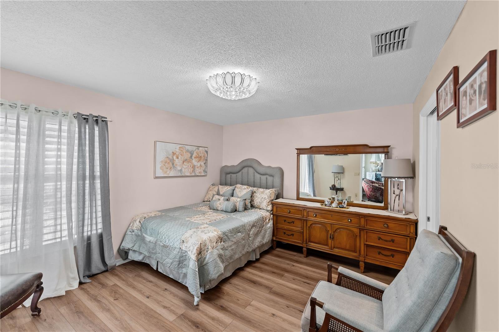 6323 Silver Lakes Dr E Property Photo 14