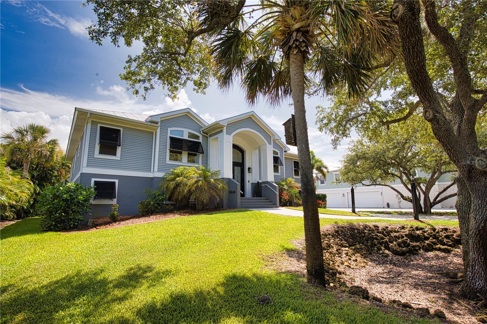 10110 Creekside Dr Property Photo 1