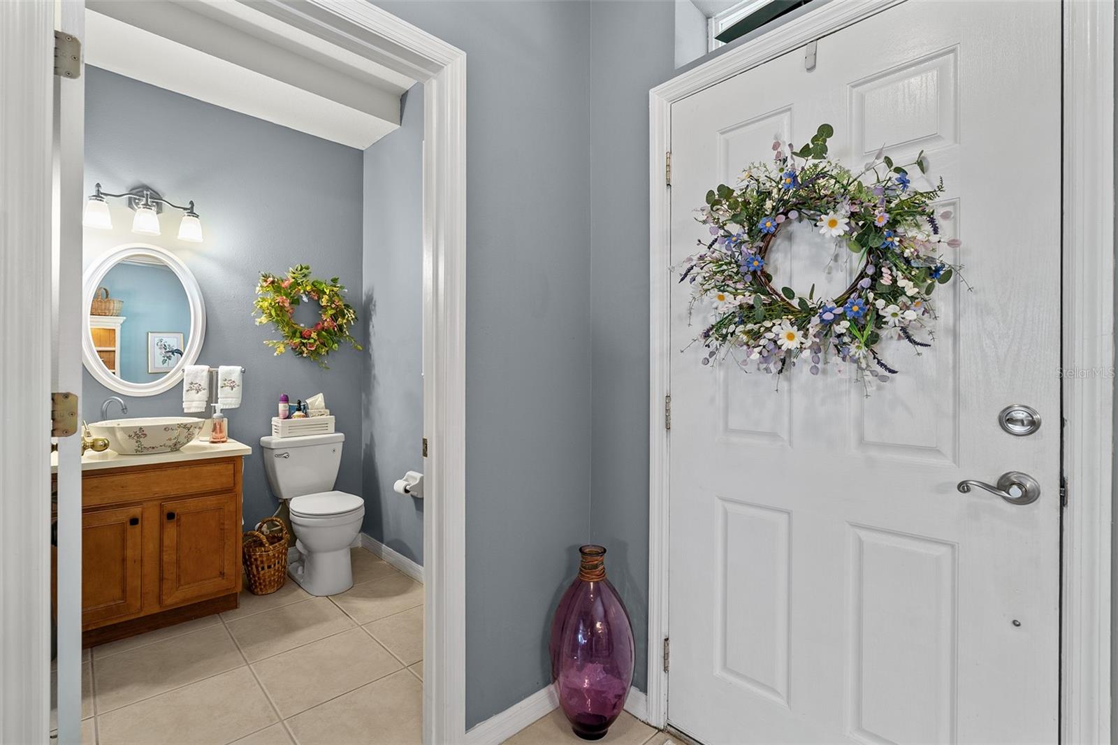 7134 Five Oaks Dr #4b Property Photo 6