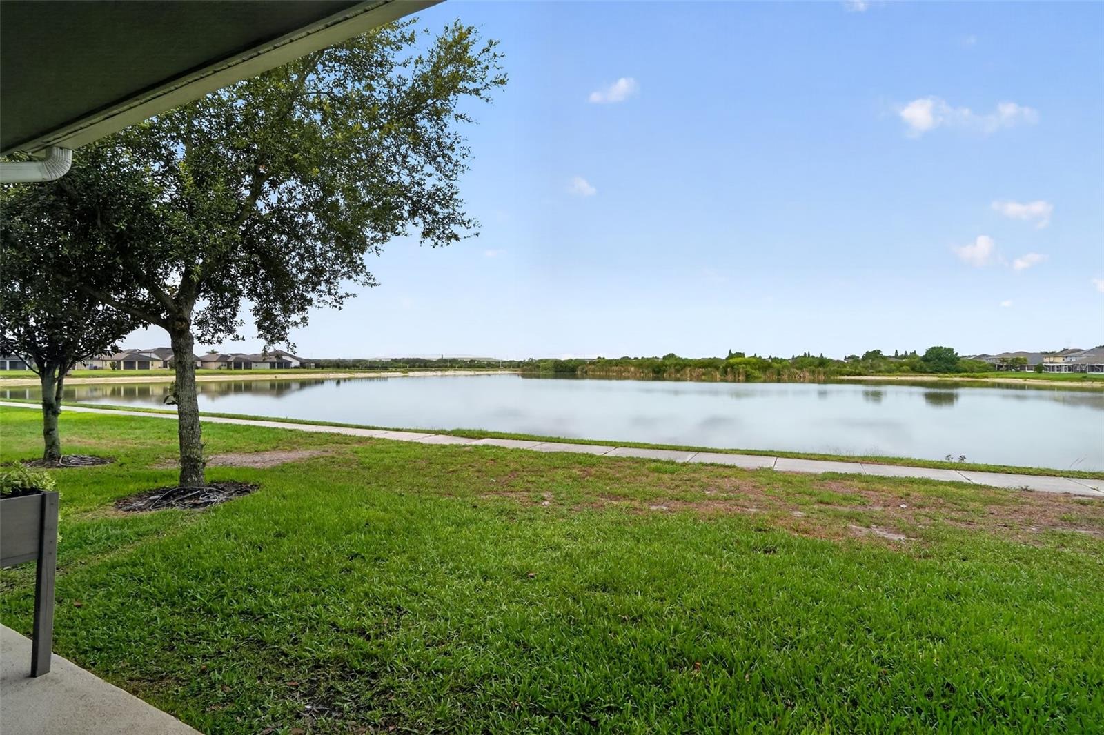 4749 Somerset Hill Ln Property Photo 4