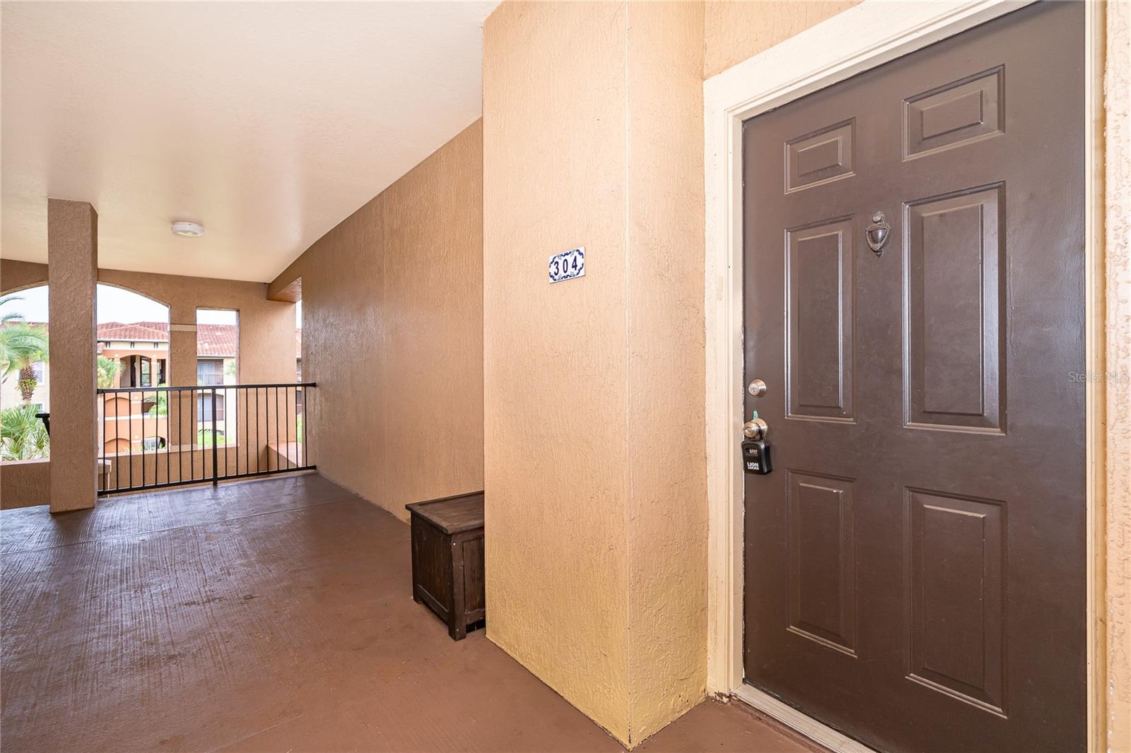 5518 Metrowest Blvd #207 Property Photo 5