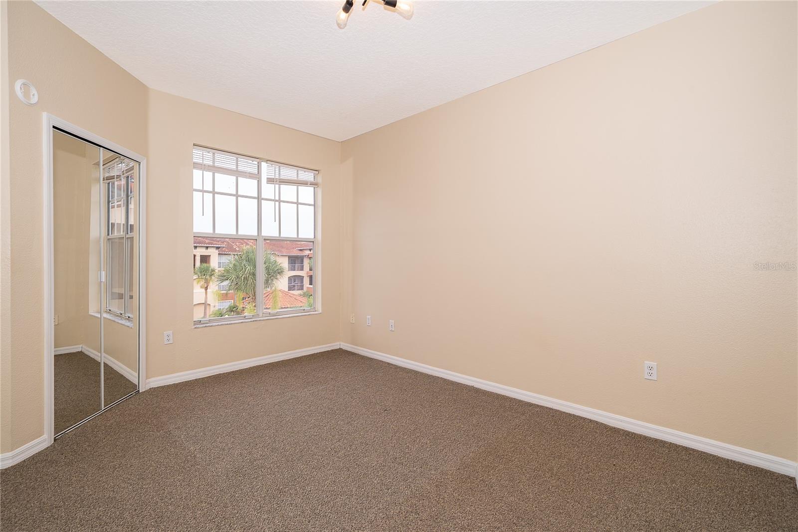 5518 Metrowest Blvd #207 Property Photo 10