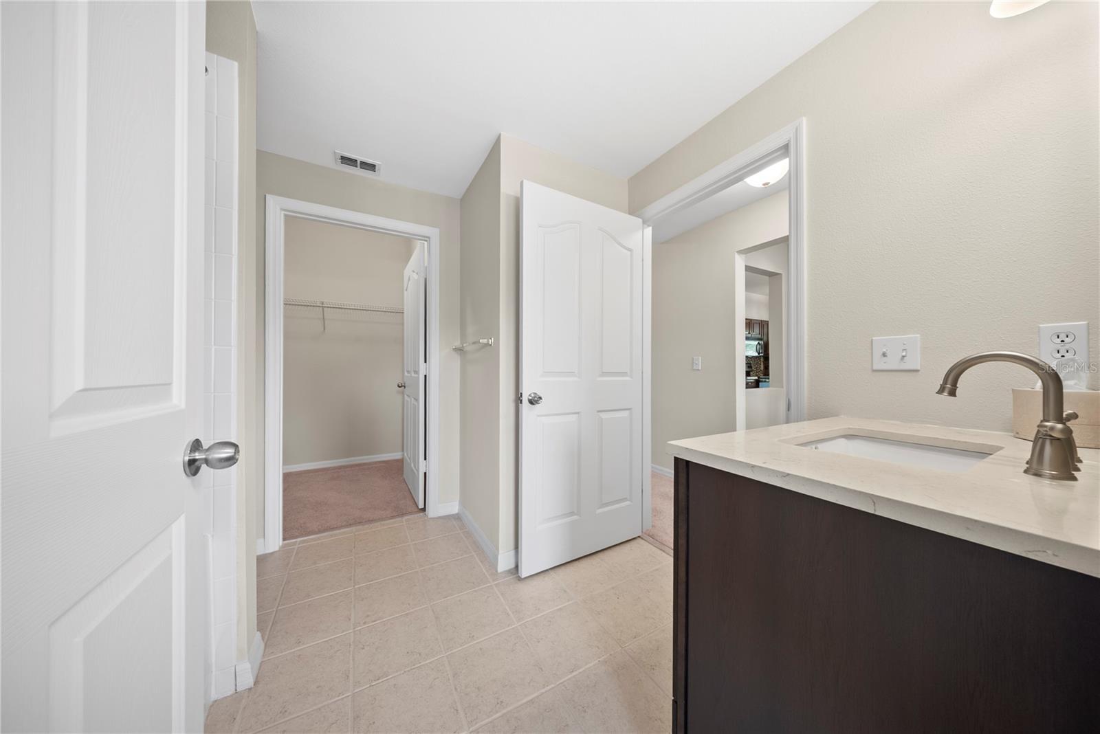 714 Siena Palm Dr #201 Property Photo 28
