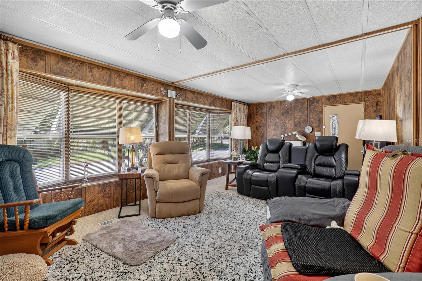 3586 Lazy Lake Dr N Property Photo 14