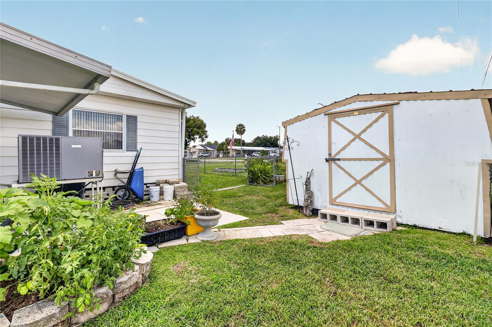 3586 Lazy Lake Dr N Property Photo 41
