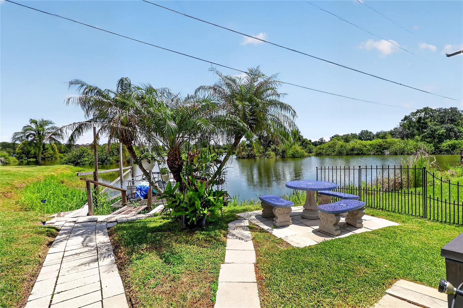 3586 Lazy Lake Dr N Property Photo 44