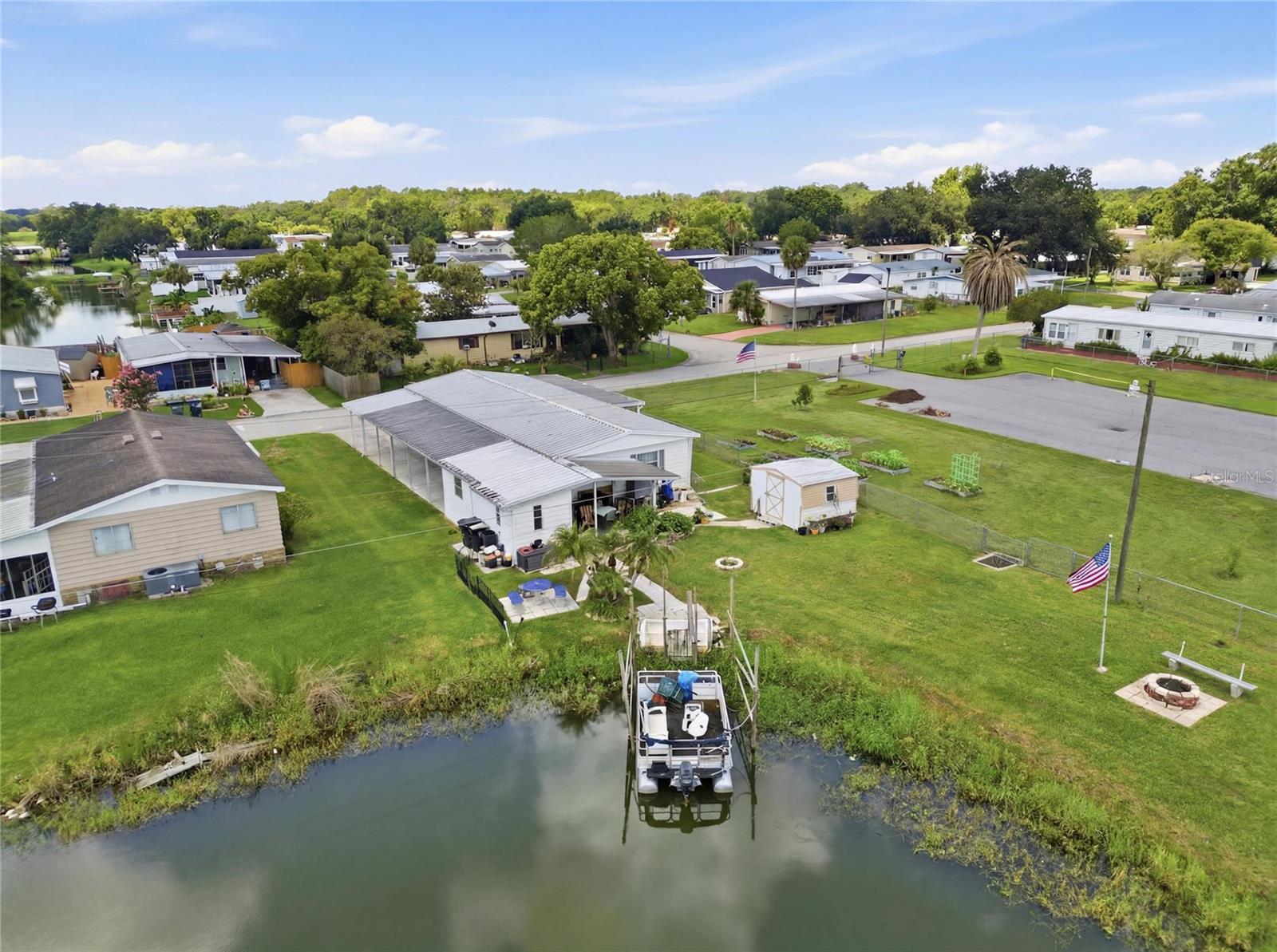 3586 Lazy Lake Dr N Property Photo 47