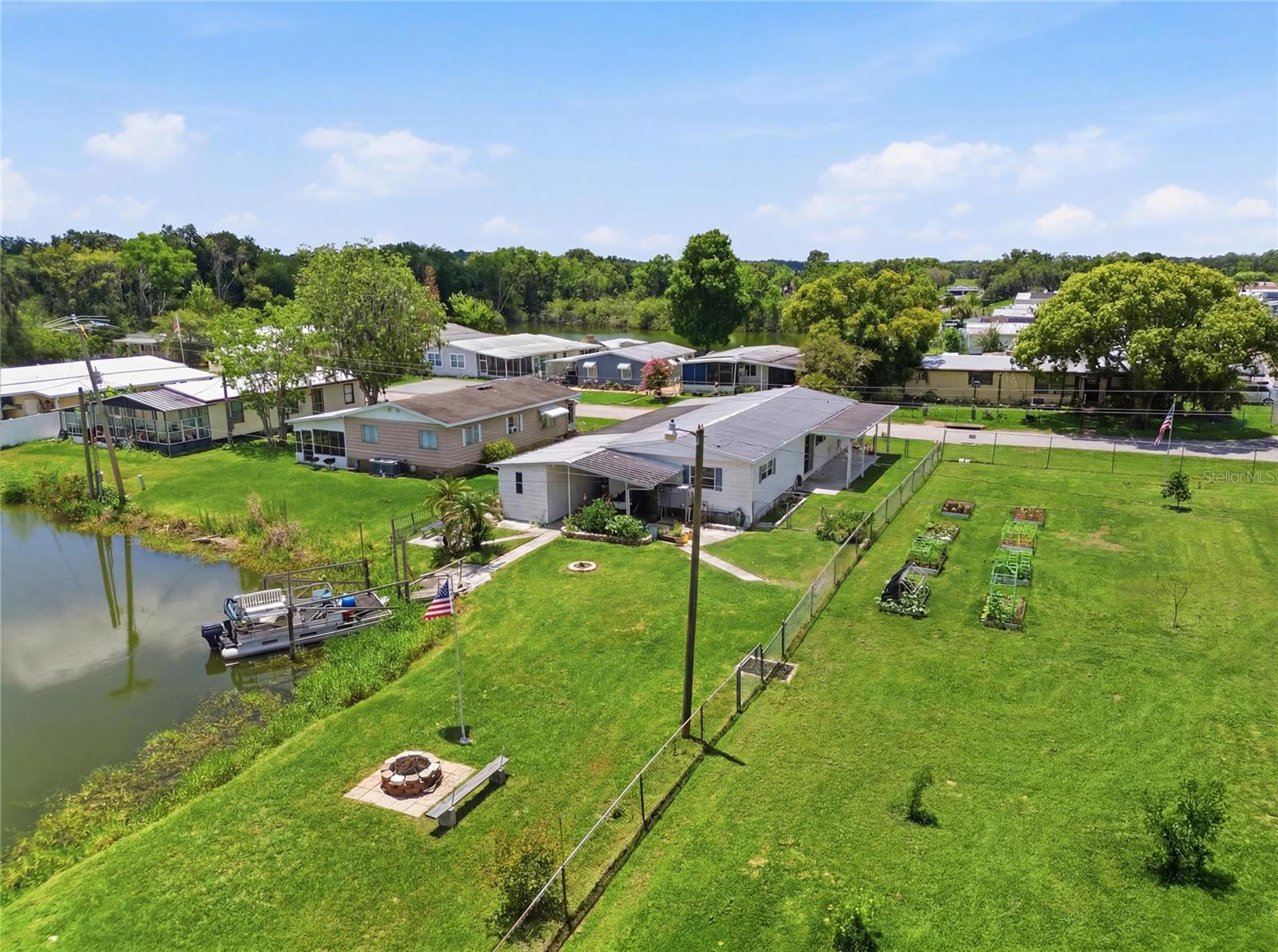 3586 Lazy Lake Dr N Property Photo 48
