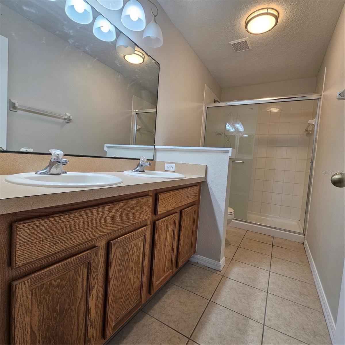 752 Cresting Oak Cir #64 Property Photo 32