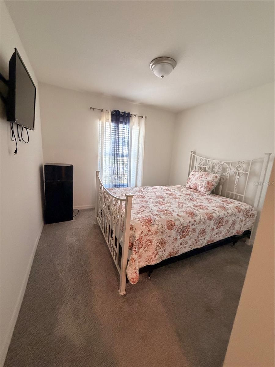 9051 Oscraft Dr Property Photo 4