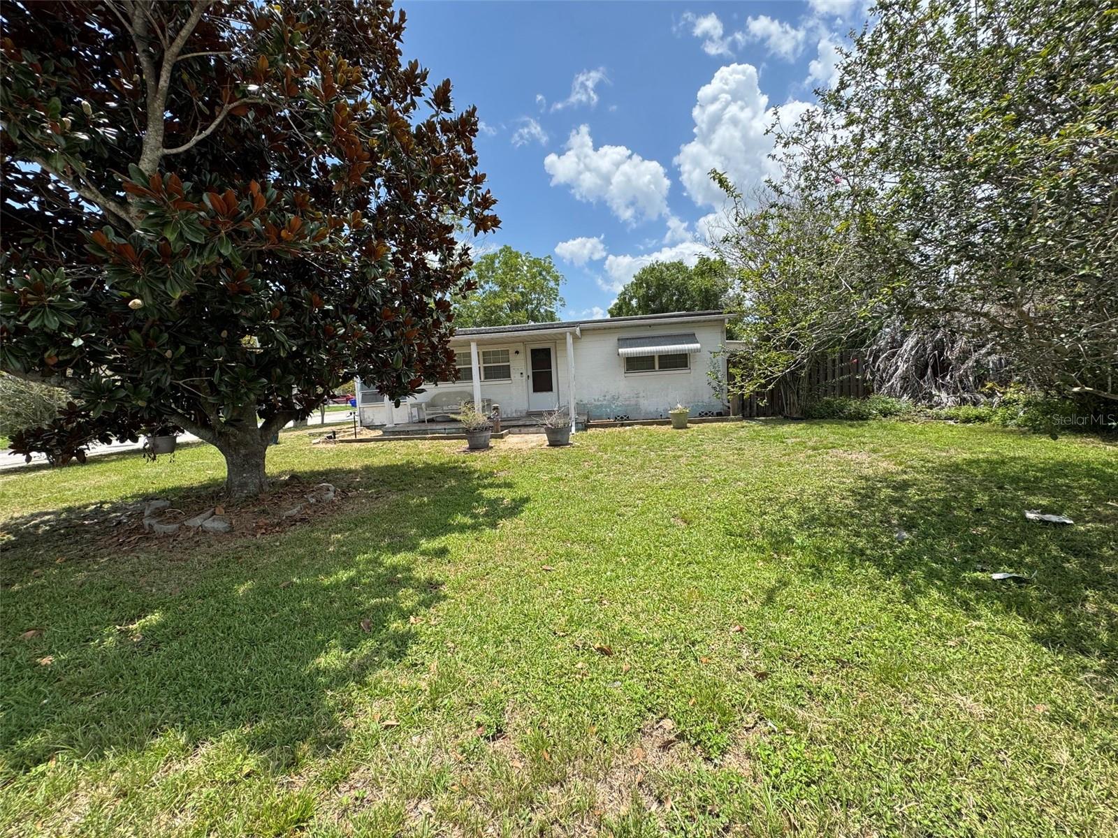 1404 EMMETT ST