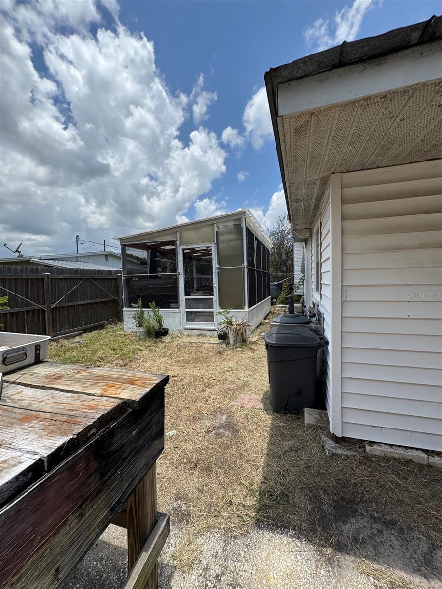 1404 Emmett St Property Photo 7