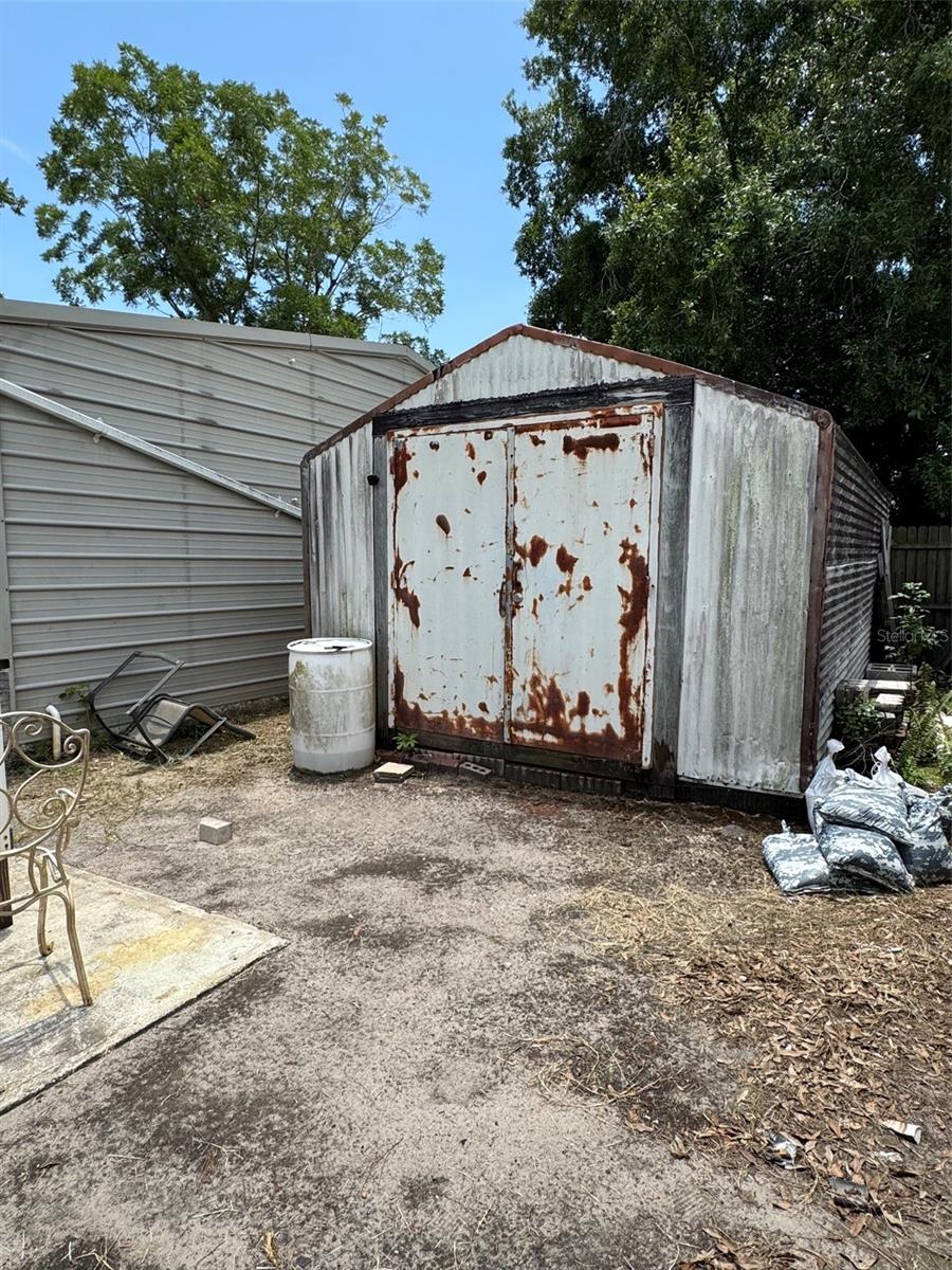 1404 Emmett St Property Photo 8