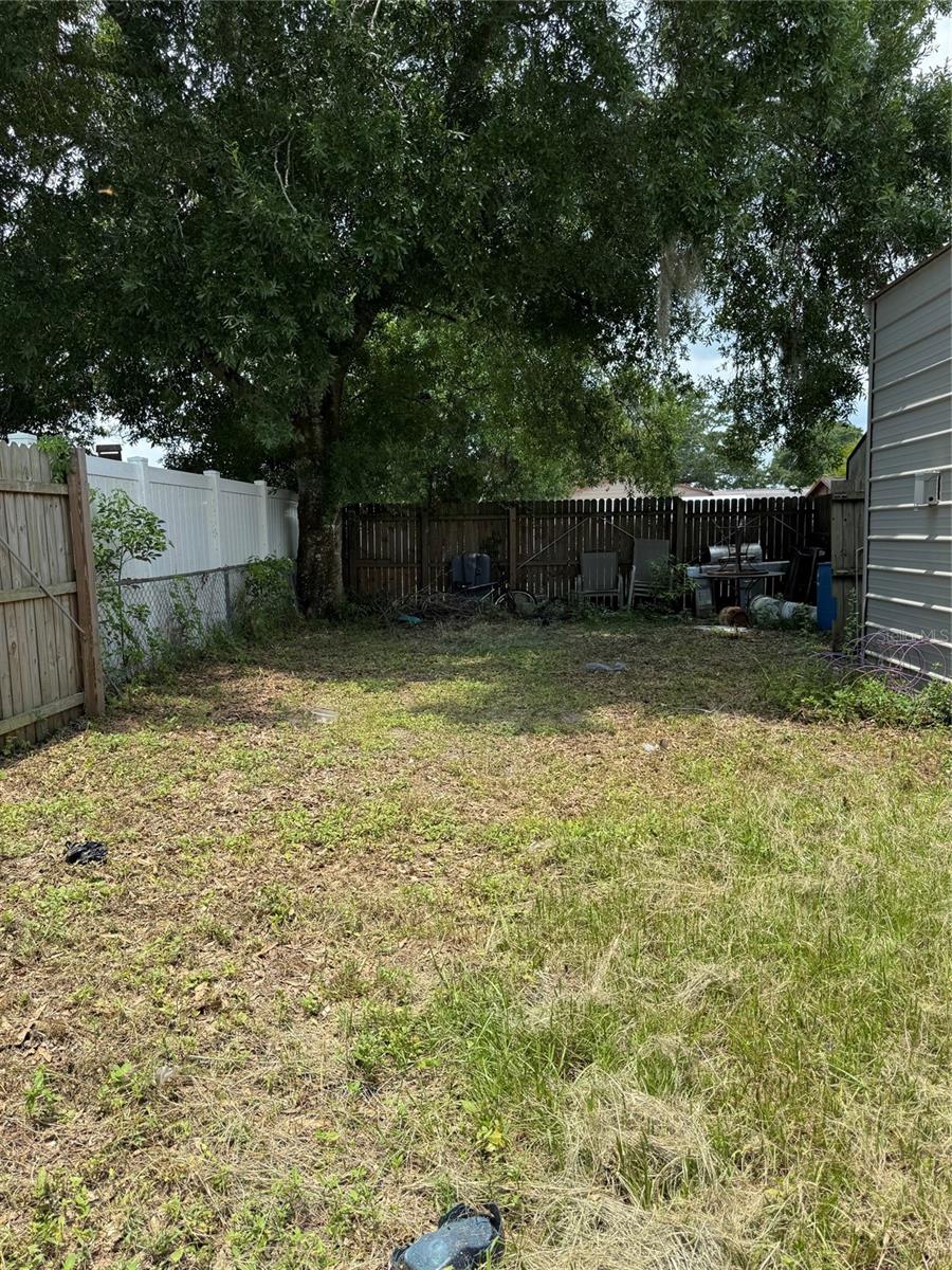 1404 Emmett St Property Photo 12