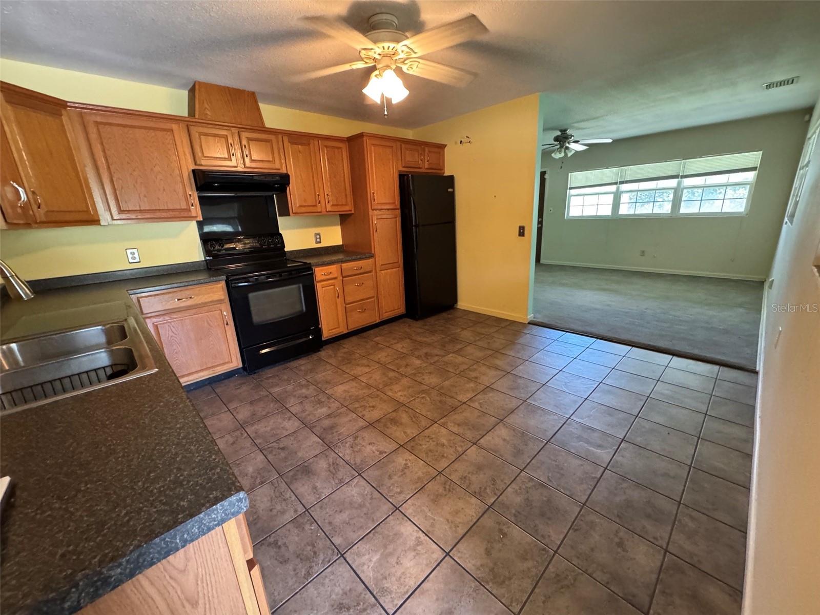 1404 Emmett St Property Photo 14