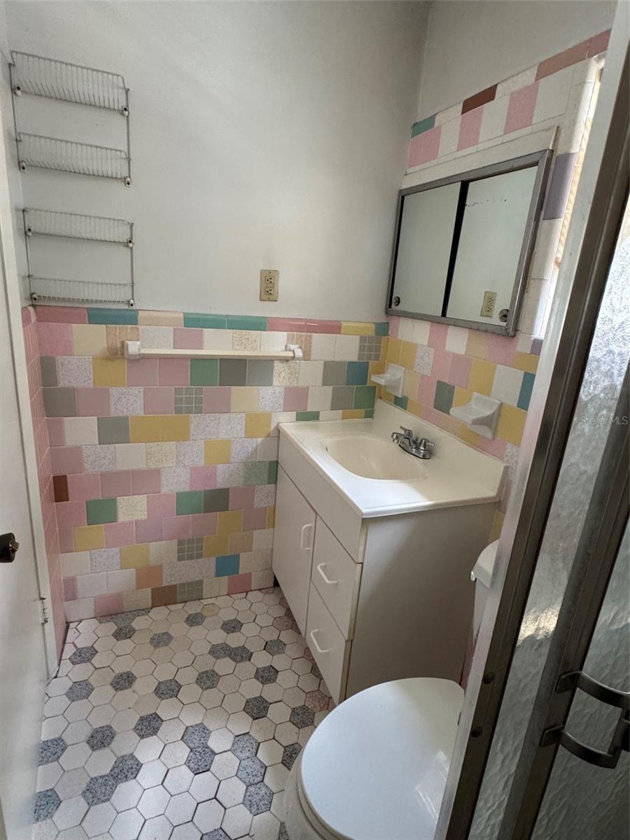 1404 Emmett St Property Photo 29