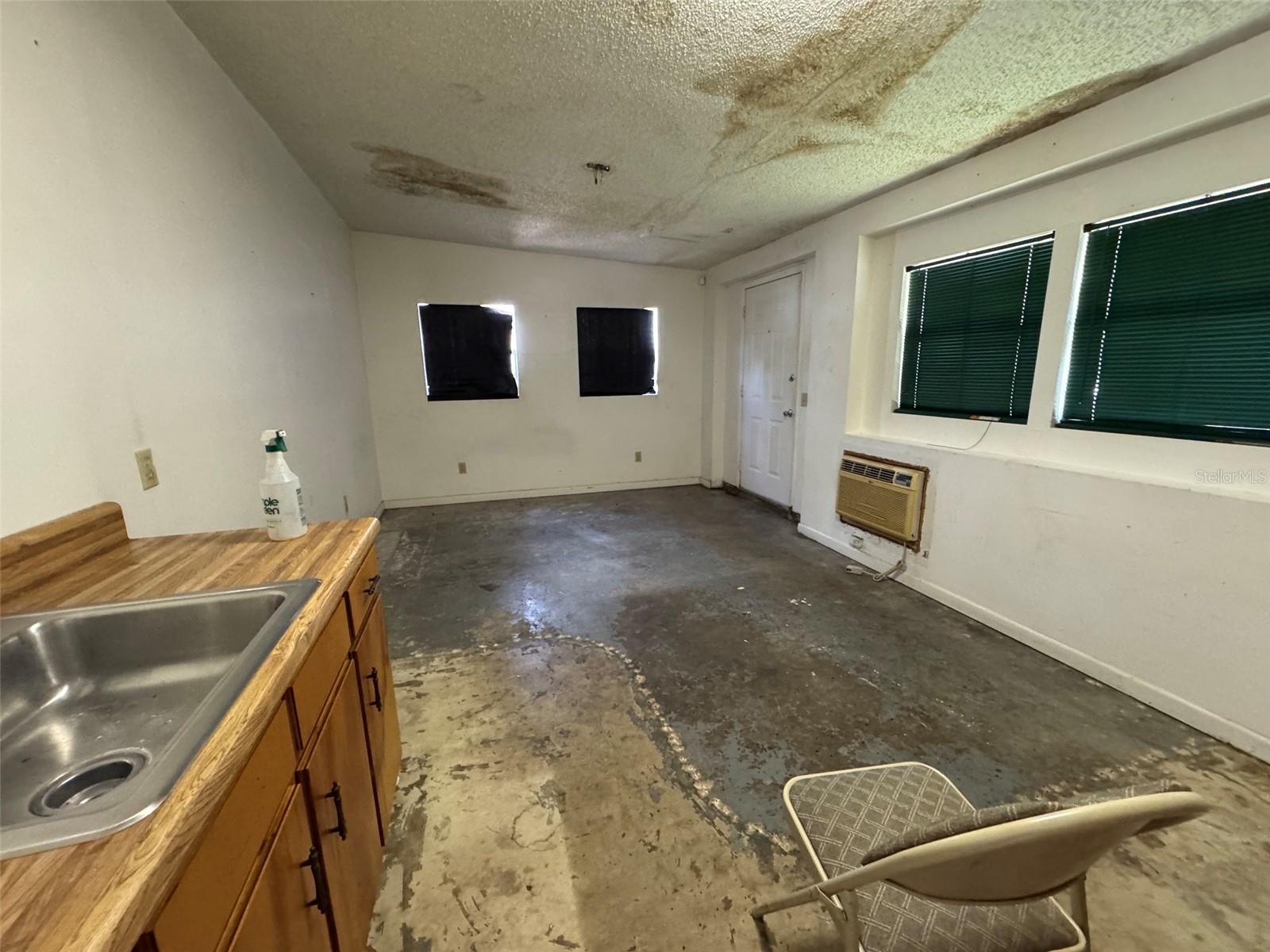 1404 Emmett St Property Photo 31
