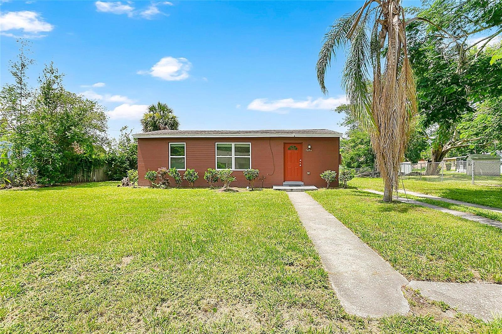 3824 Johnson St Property Photo 1