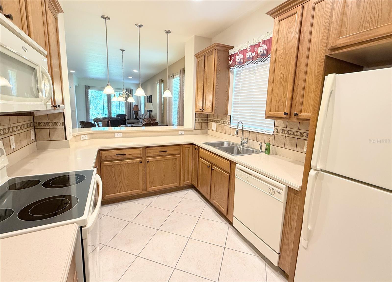 2316 Palm Tree Dr Property Photo 10